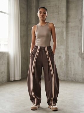 Aelfric Eden Women’s Wide-Leg Sweat Pants in Chocolate with Contrast Stripes